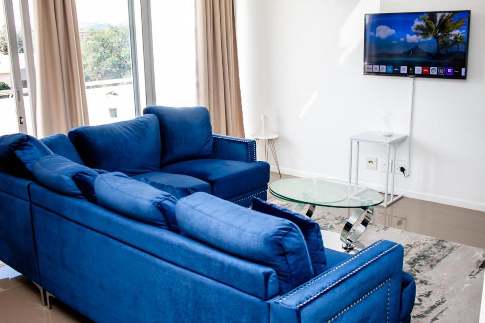 Urban Oasis Apartments At Freedom Plaza วินด์ฮุก ภายนอก รูปภาพ