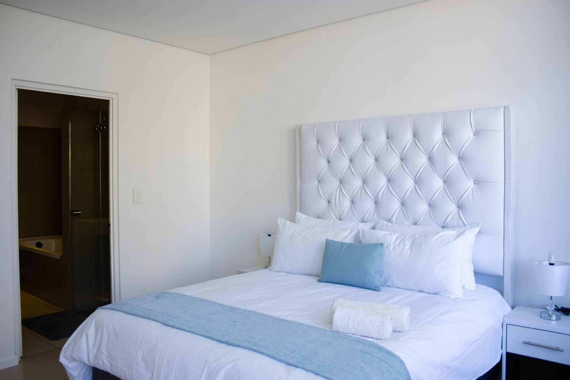 Urban Oasis Apartments At Freedom Plaza วินด์ฮุก ภายนอก รูปภาพ